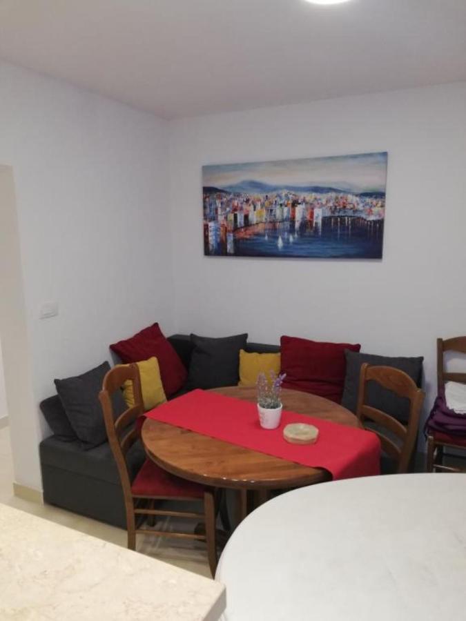 טרוגיר Apartments Natasa מראה חיצוני תמונה